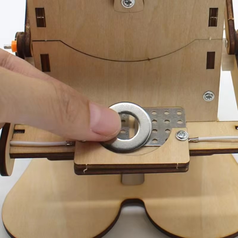 Para Yutma Yeme Robotu Modeli  - Science Robotics incelemesi ve fiyatı